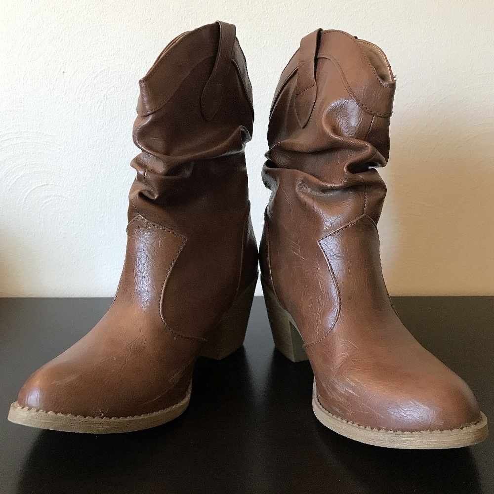 Mudd Women's Booties